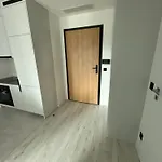 Towarowa Towers Apartmán *