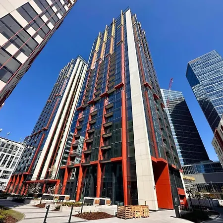 Towarowa Towers Apartmán